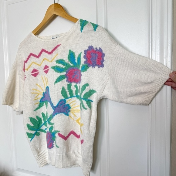 Vintage 80s Knit Short Sleeve Sweater Pullover Floral Abstract Size Medium - Picture 3 of 9